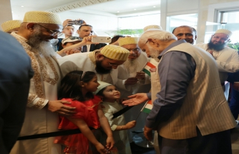Prime Minister Shri Narendra Modi interacted with Indian diaspora in Egypt
