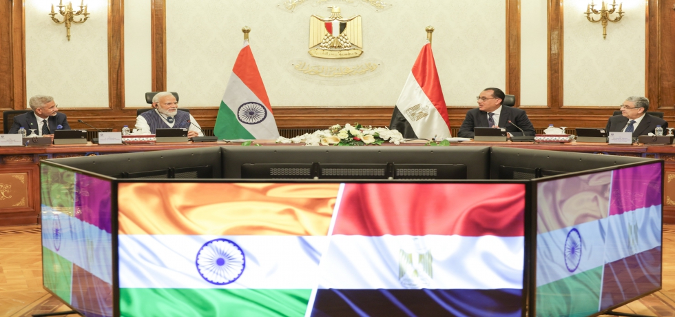 Prime Minister Shri Narendra Modi meeting with “India Unit” of the Egyptian Cabinet headed by H.E. Mr. Mostafa Madbouly, Prime Minister of Egypt in Cairo